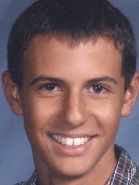 Young man with gapped teeth